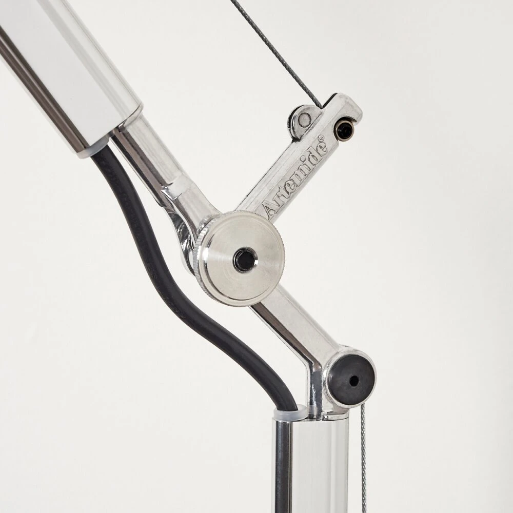 Artemide TOLOMEO Stehleuchte Aluminium, Chrom, 1-flammig 6 Artemide TOLOMEO Stehleuchte Aluminium, Chrom, 1-flammig – Bild 6