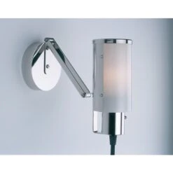 Tecnolumen Wagenfeld WNL 30 Tischleuchte Nickel Glänzend, 1-flammig